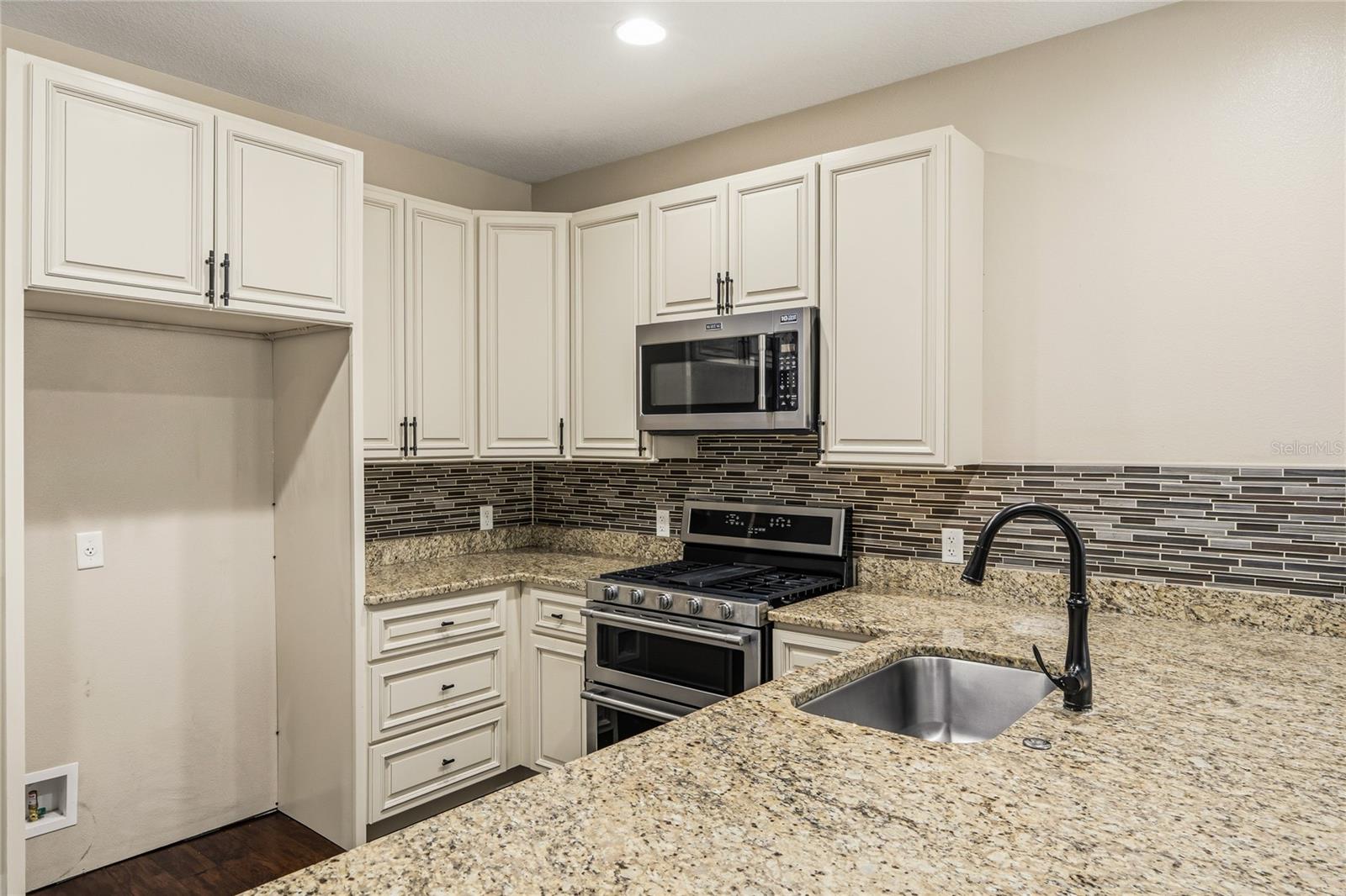 276 W BAY AVE, LONGWOOD, FL, 32750