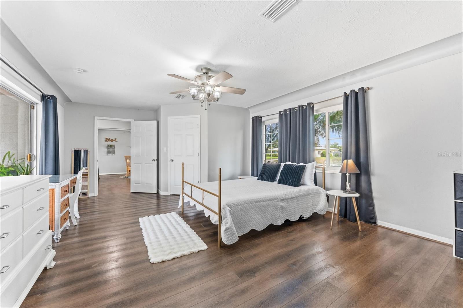 5105 7TH AVENUE DR W, BRADENTON, FL, 34209