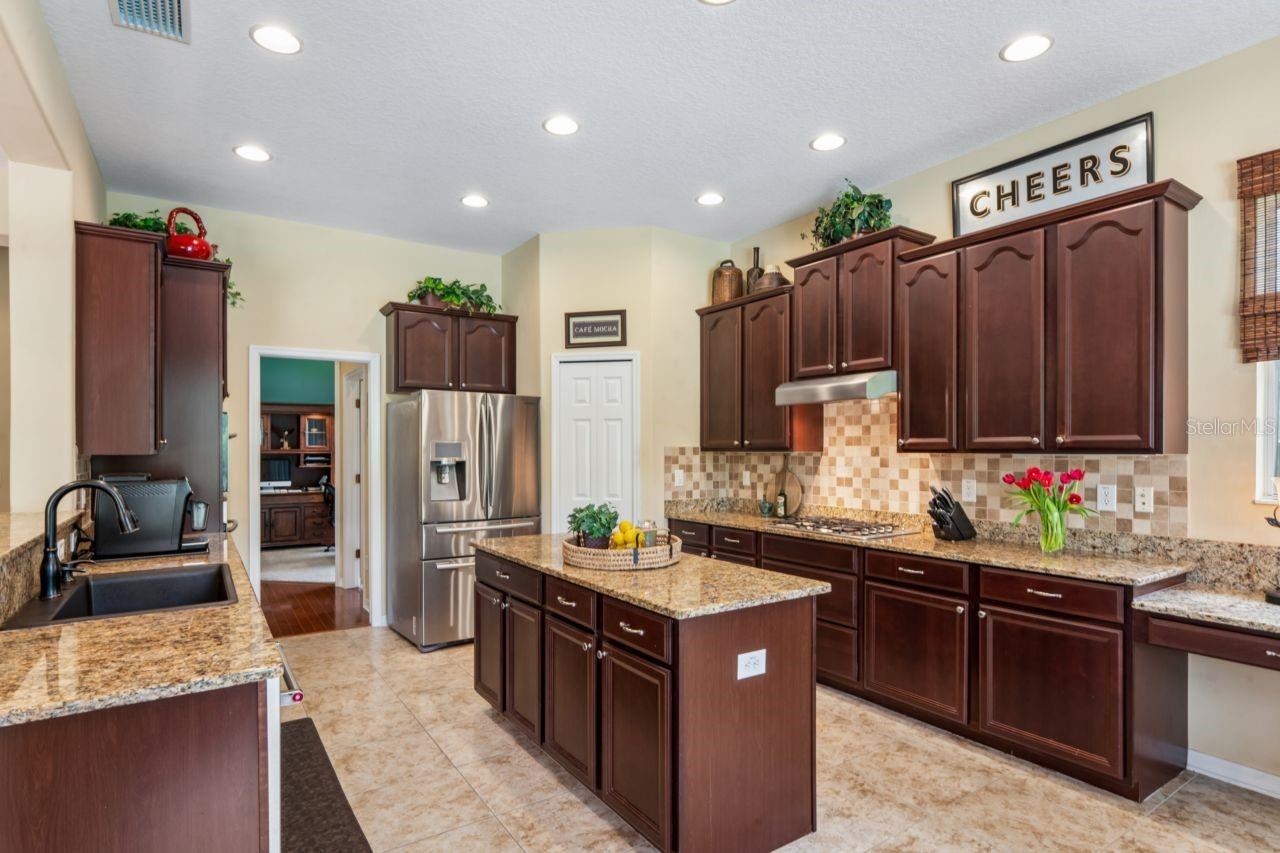 8719 CREEDMOOR LN, NEW PORT RICHEY, FL, 34654