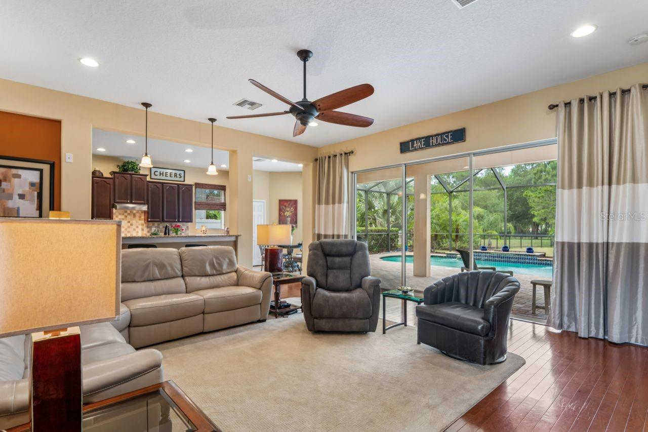 8719 CREEDMOOR LN, NEW PORT RICHEY, FL, 34654