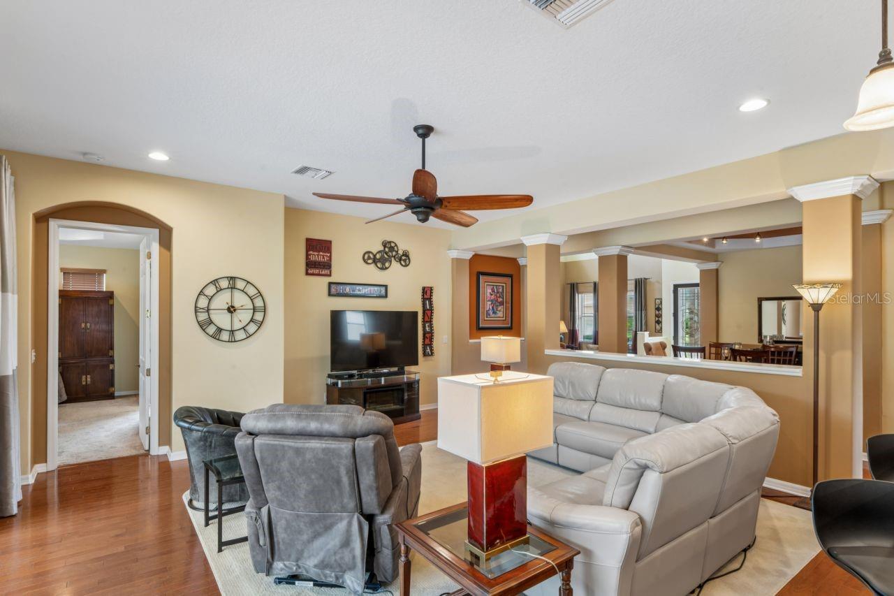 8719 CREEDMOOR LN, NEW PORT RICHEY, FL, 34654