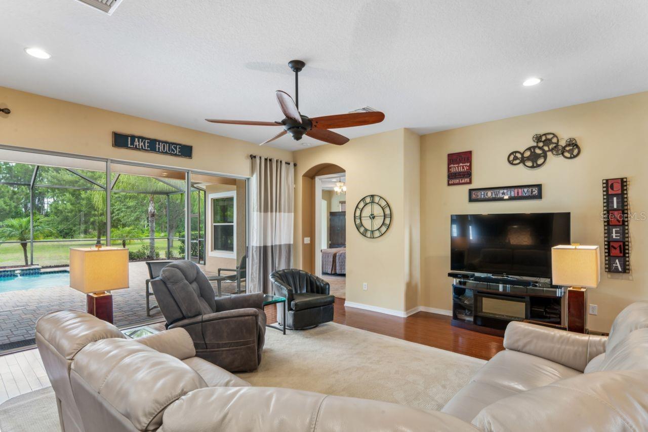 8719 CREEDMOOR LN, NEW PORT RICHEY, FL, 34654