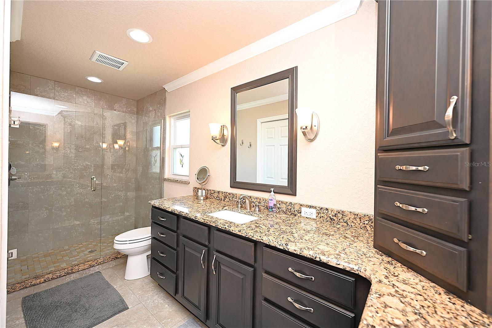 2240 LAKE ARIANA BLVD, AUBURNDALE, FL, 33823