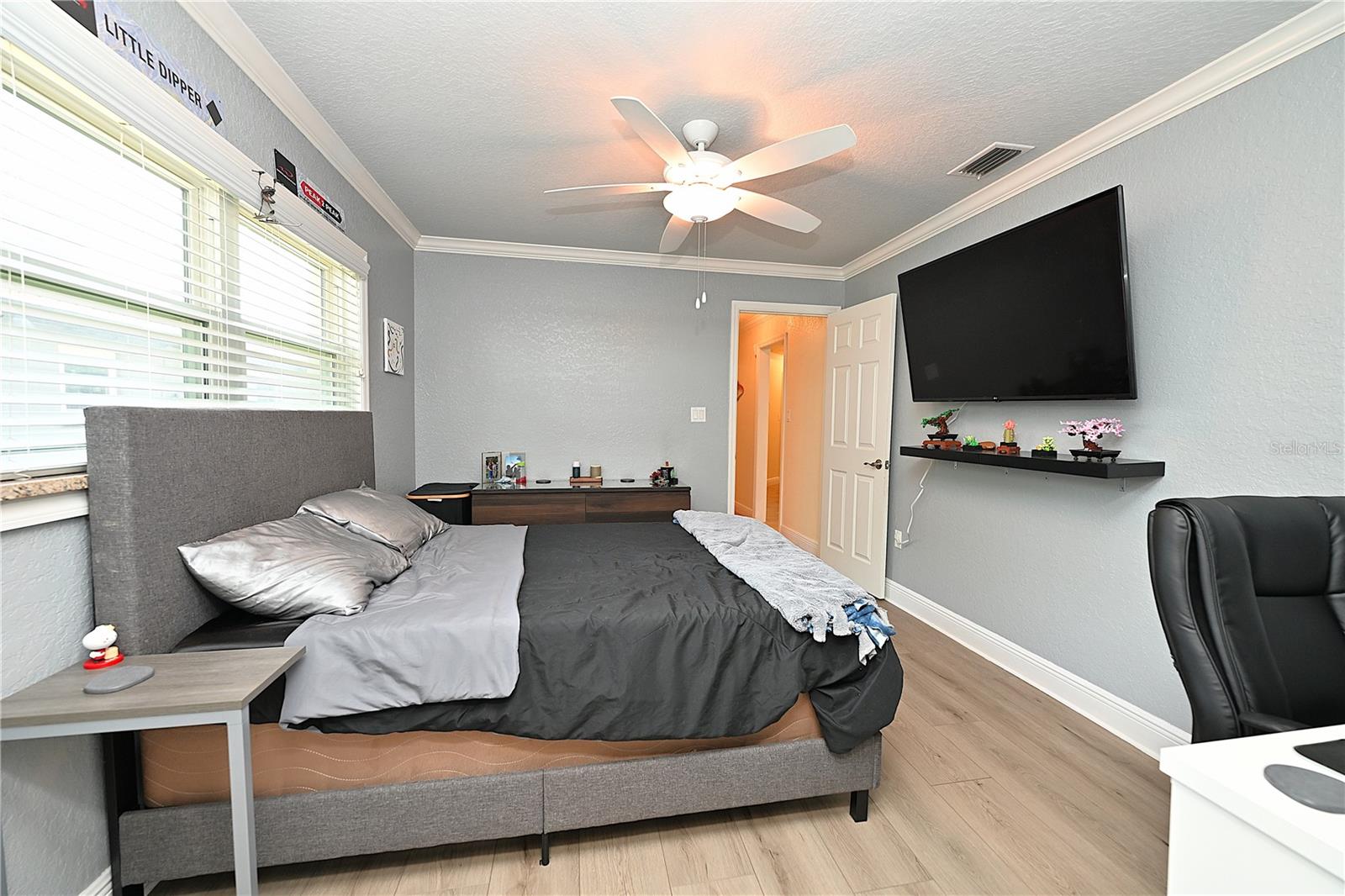 2240 LAKE ARIANA BLVD, AUBURNDALE, FL, 33823