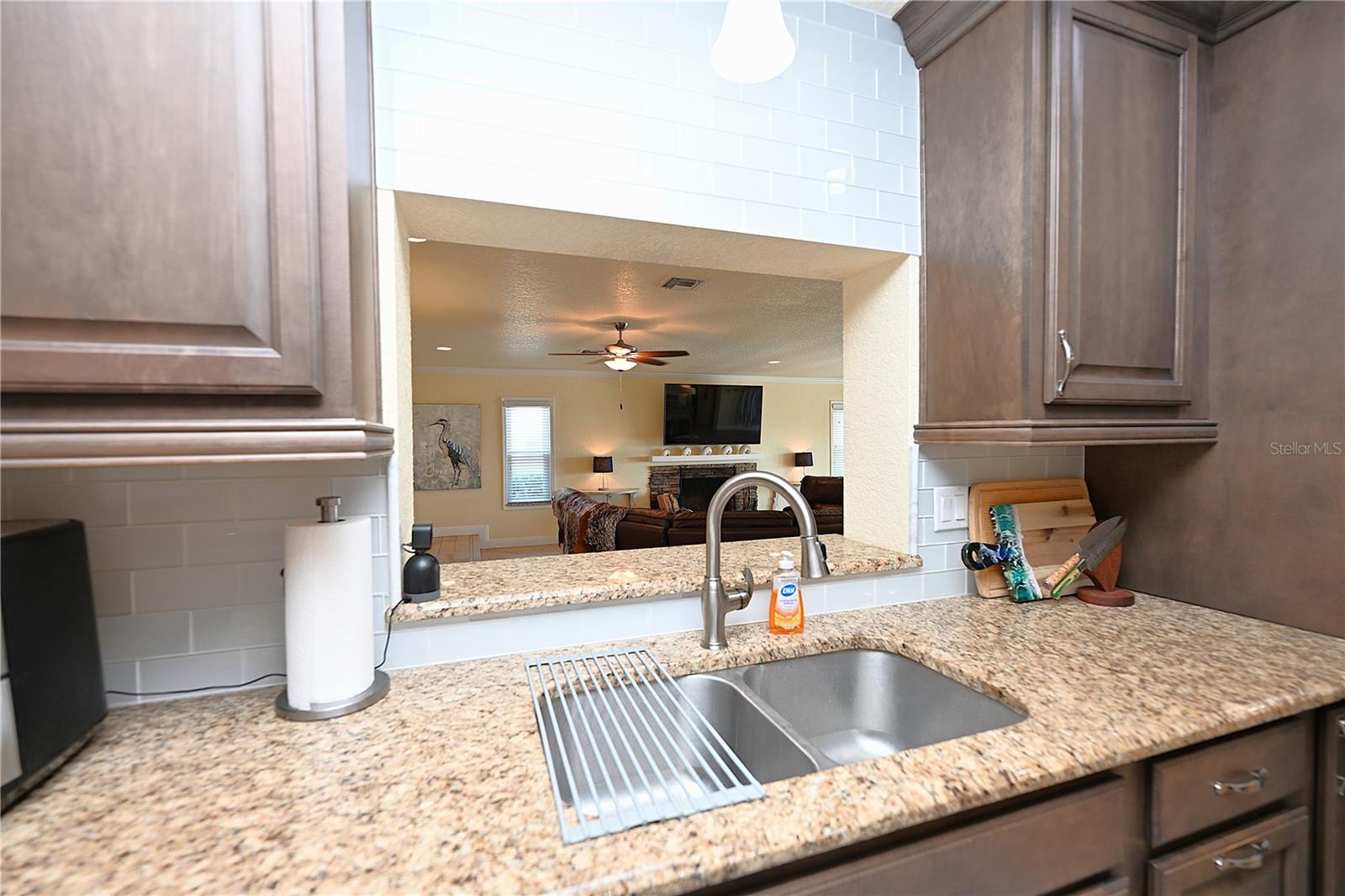 2240 LAKE ARIANA BLVD, AUBURNDALE, FL, 33823