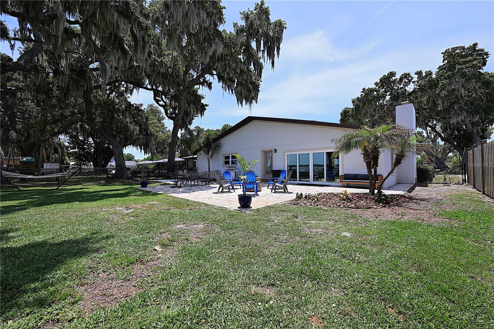2240 LAKE ARIANA BLVD, AUBURNDALE, FL, 33823