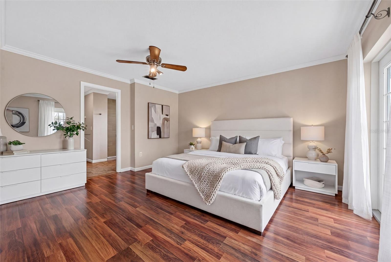 2555 CONSTITUTION BLVD, SARASOTA, FL, 34231