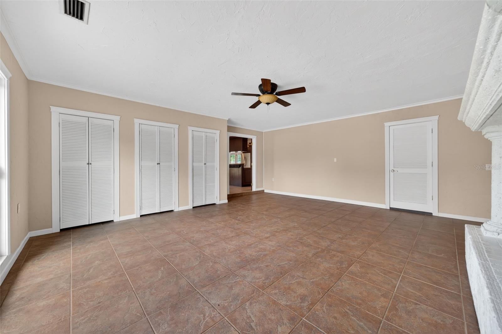 2555 CONSTITUTION BLVD, SARASOTA, FL, 34231