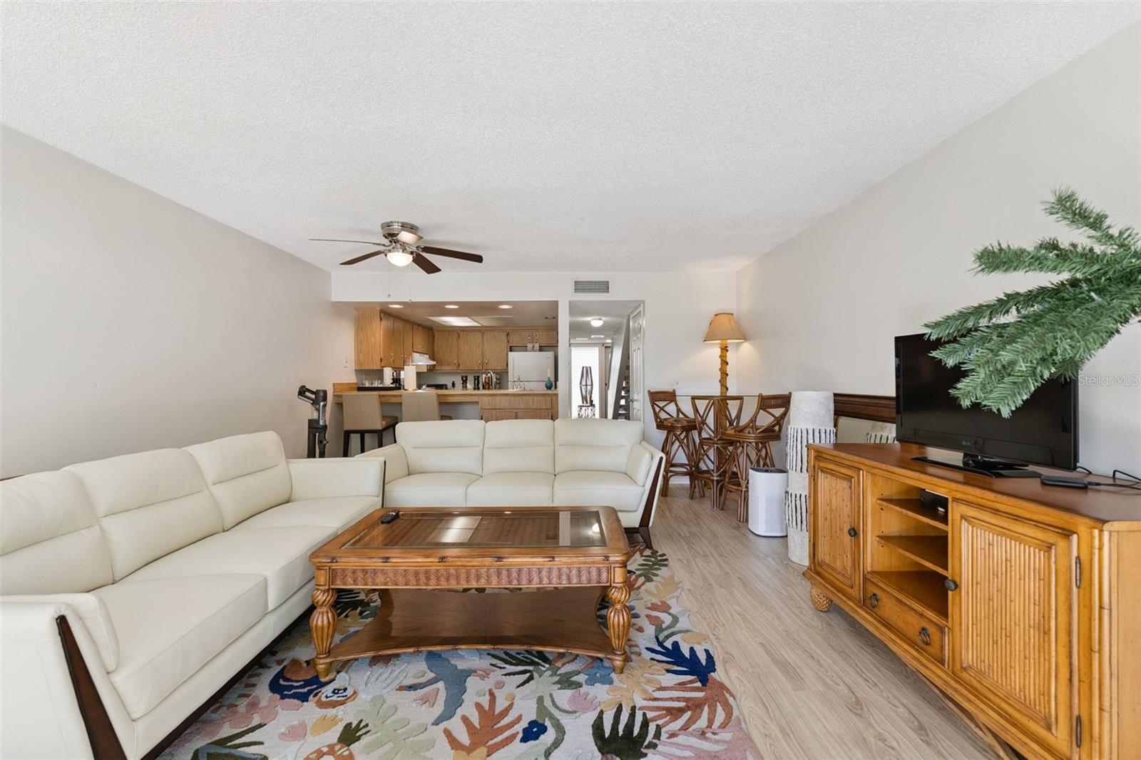 201 CLUB HOUSE BLVD #201, NEW SMYRNA BEACH, FL, 32168