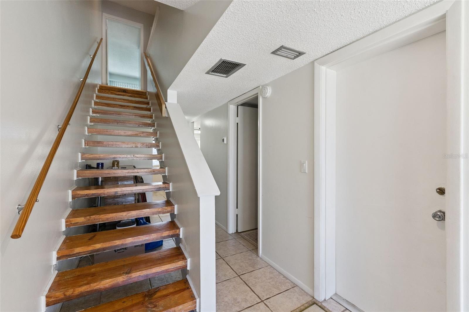 201 CLUB HOUSE BLVD #201, NEW SMYRNA BEACH, FL, 32168