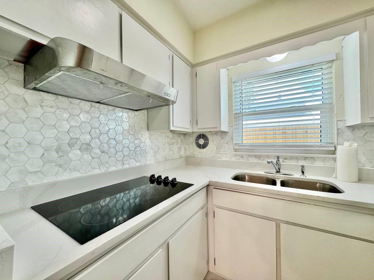 533 YELVINGTON AVE, CLEARWATER, FL, 33756