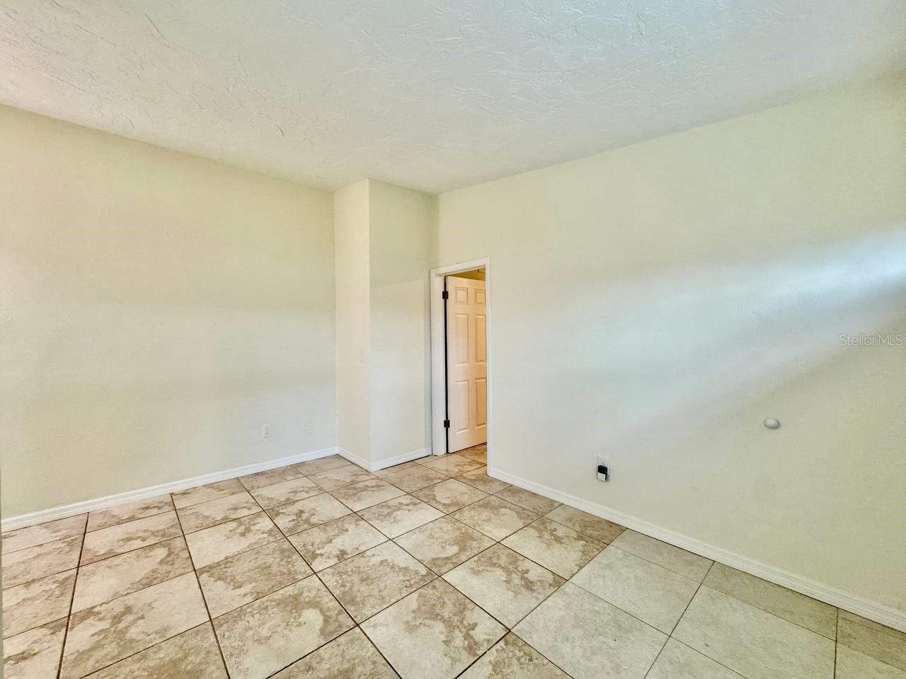 533 YELVINGTON AVE, CLEARWATER, FL, 33756