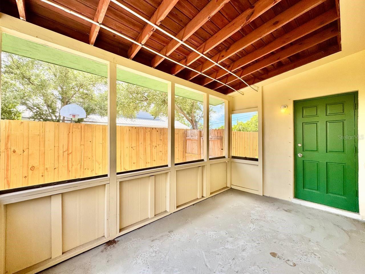 533 YELVINGTON AVE, CLEARWATER, FL, 33756