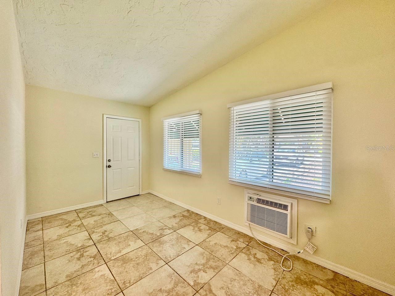 533 YELVINGTON AVE, CLEARWATER, FL, 33756