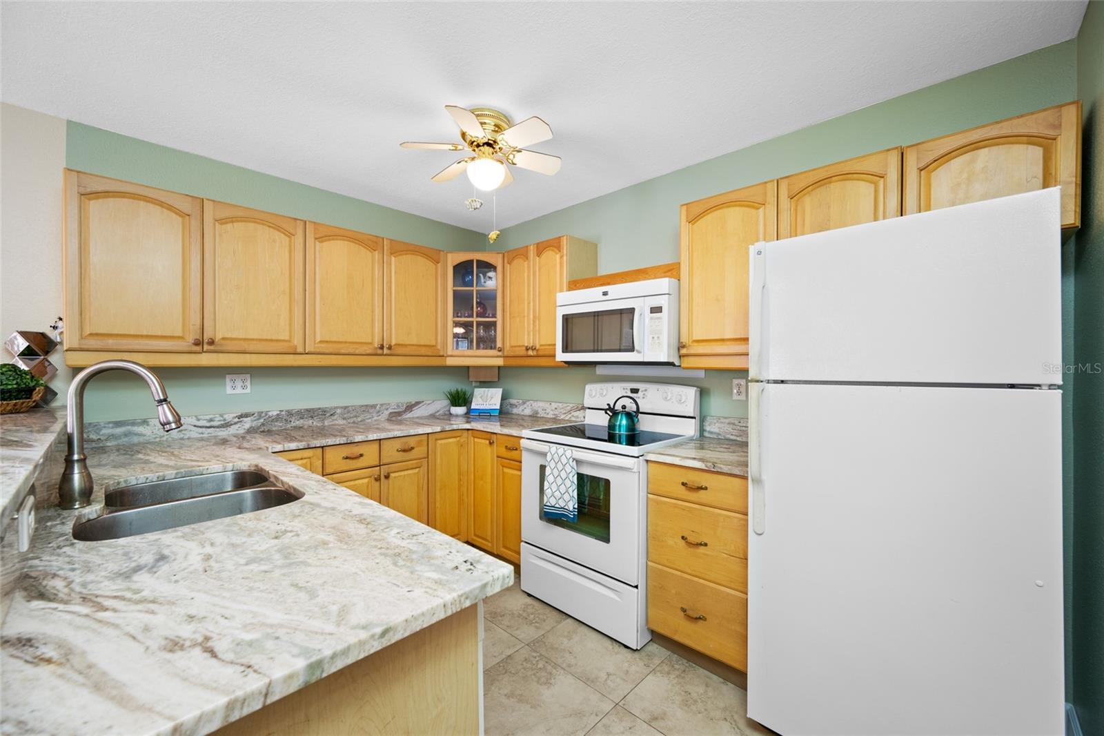 3301 CRYSTAL CT E #D, PALM HARBOR, FL, 34685