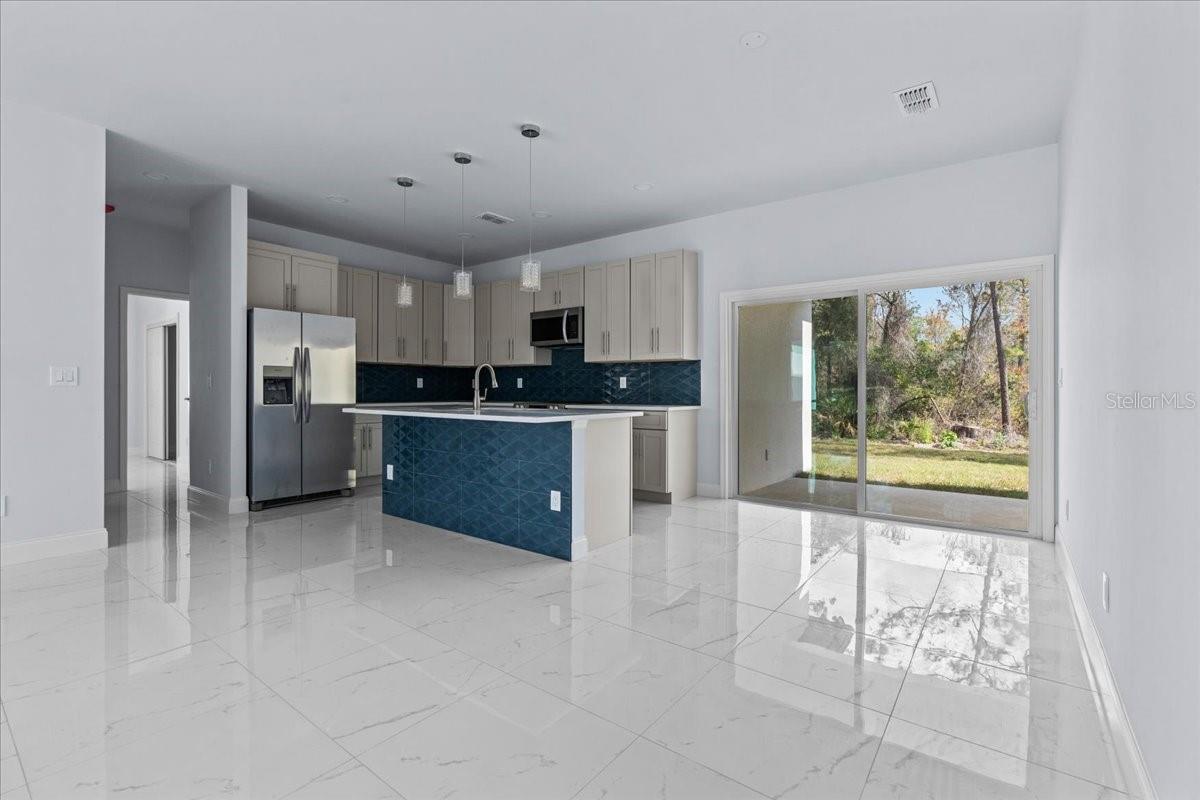2875 E SLATER DR, DELTONA, FL, 32738
