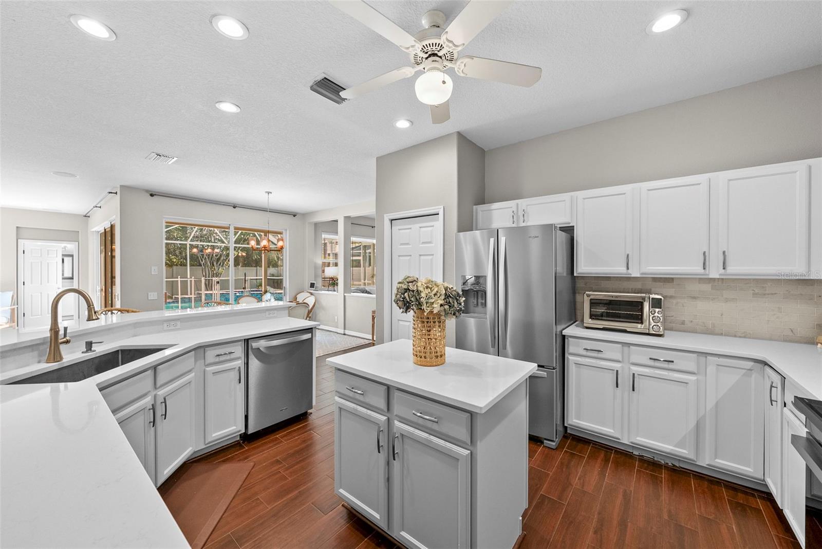 519 HARBOR GROVE CIR, SAFETY HARBOR, FL, 34695