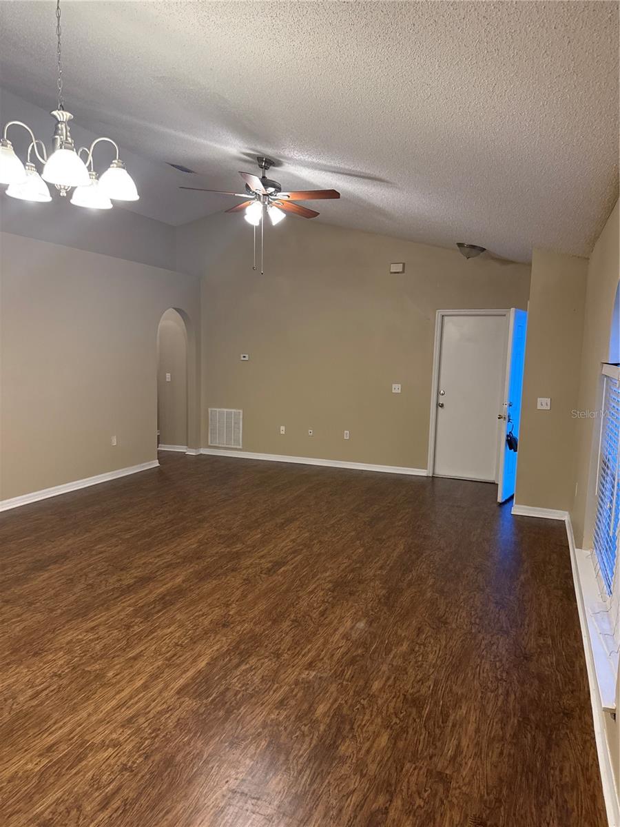 5920 ROTELLA DR, WESLEY CHAPEL, FL, 33545