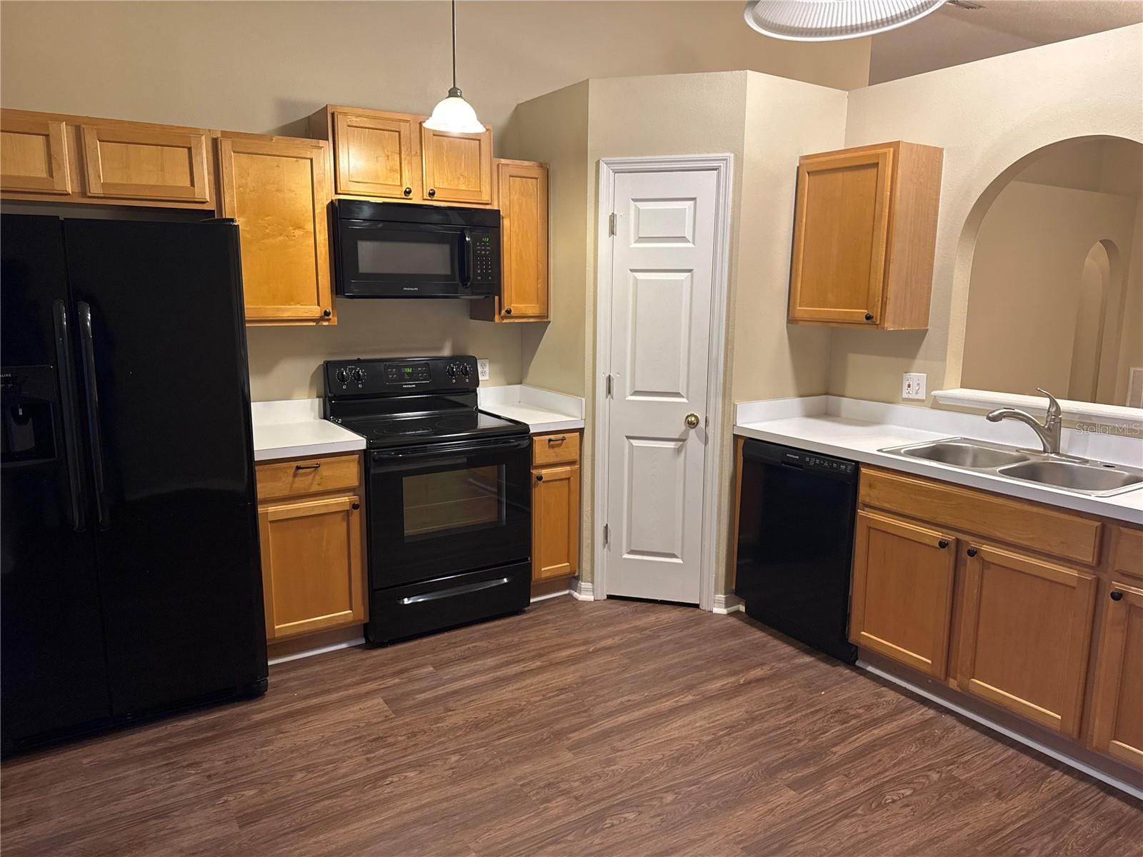 5920 ROTELLA DR, WESLEY CHAPEL, FL, 33545