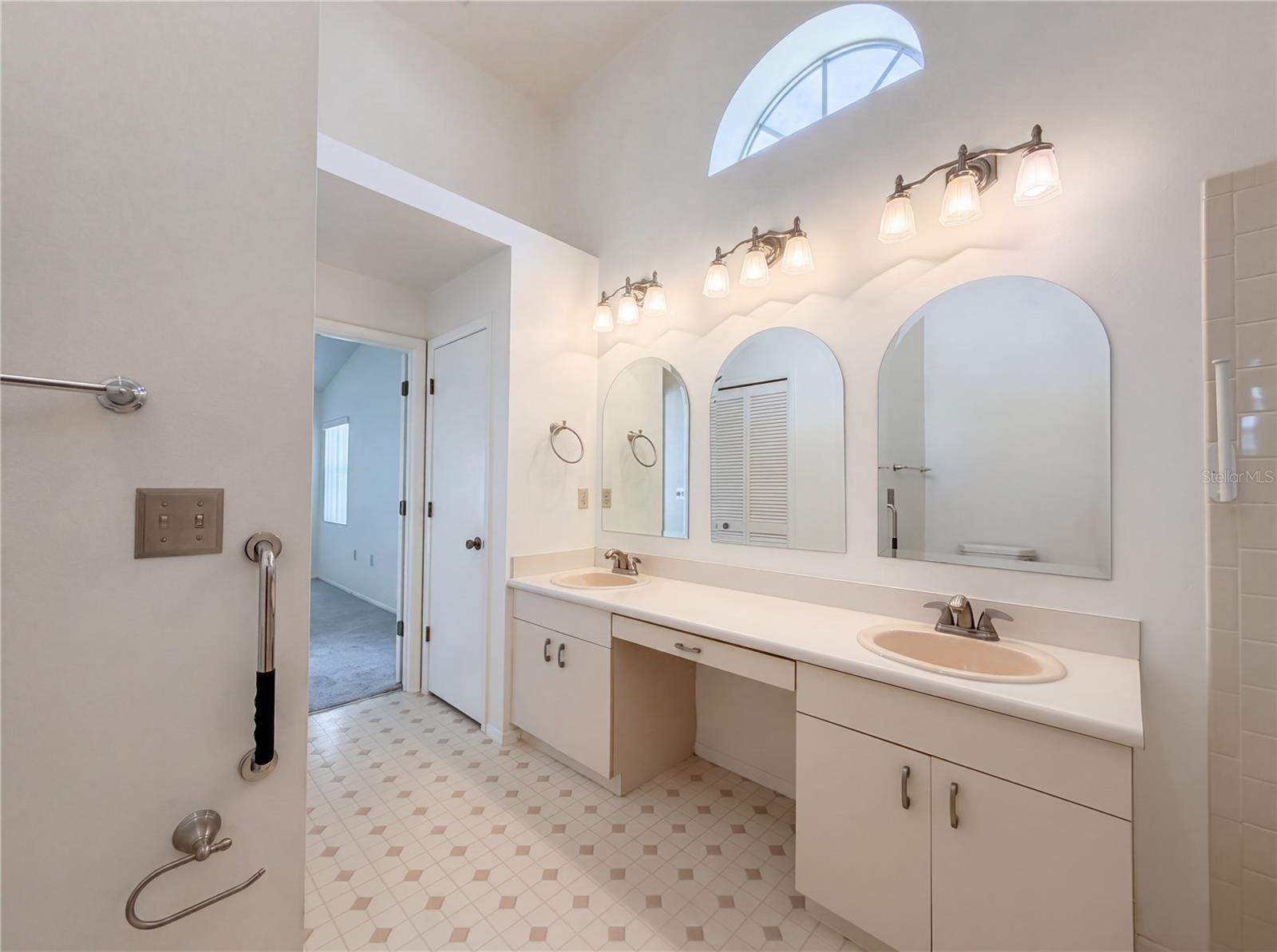 712 45TH ST E, BRADENTON, FL, 34208