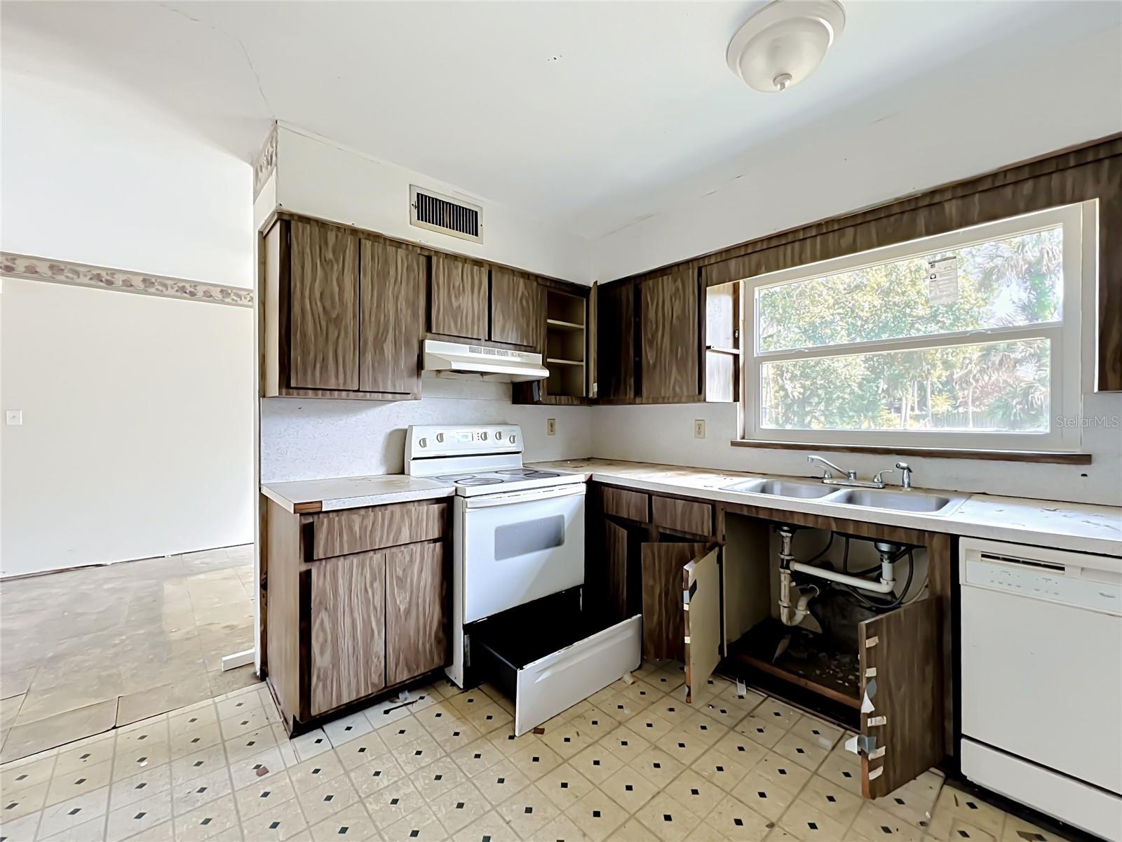 1021 REVILLA LN, ROCKLEDGE, FL, 32955