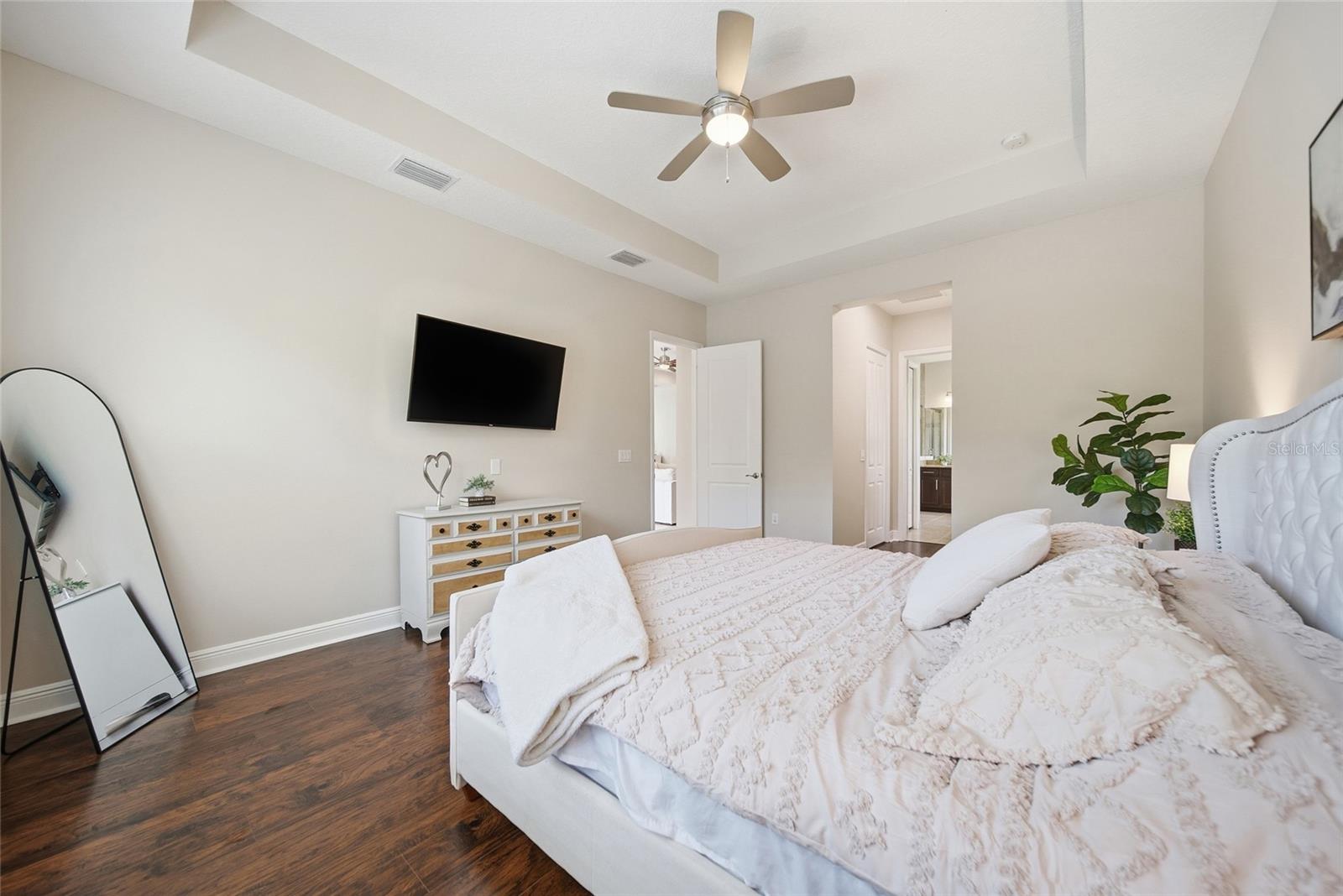 30567 CHESAPEAKE BAY DR, WESLEY CHAPEL, FL, 33543