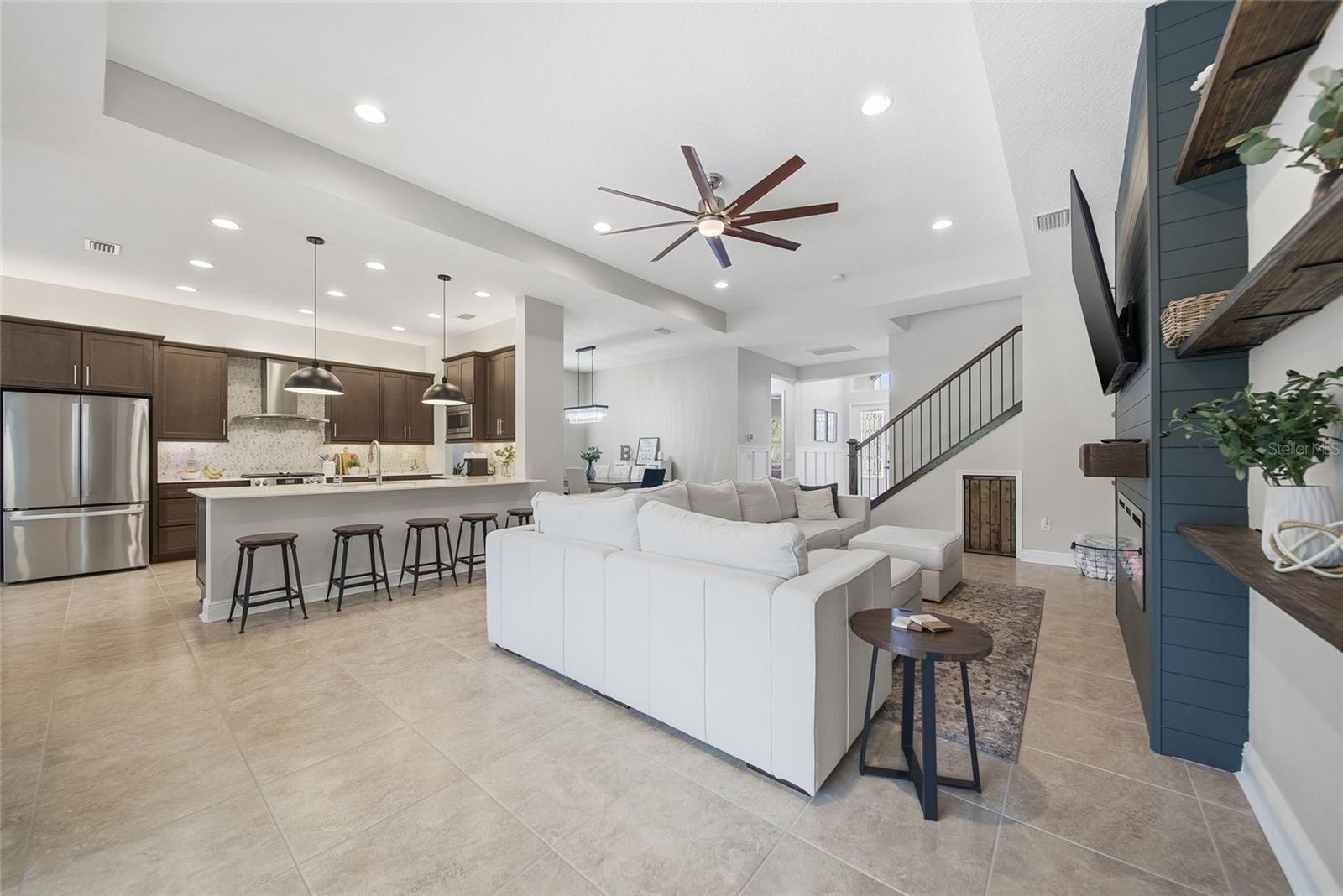 30567 CHESAPEAKE BAY DR, WESLEY CHAPEL, FL, 33543