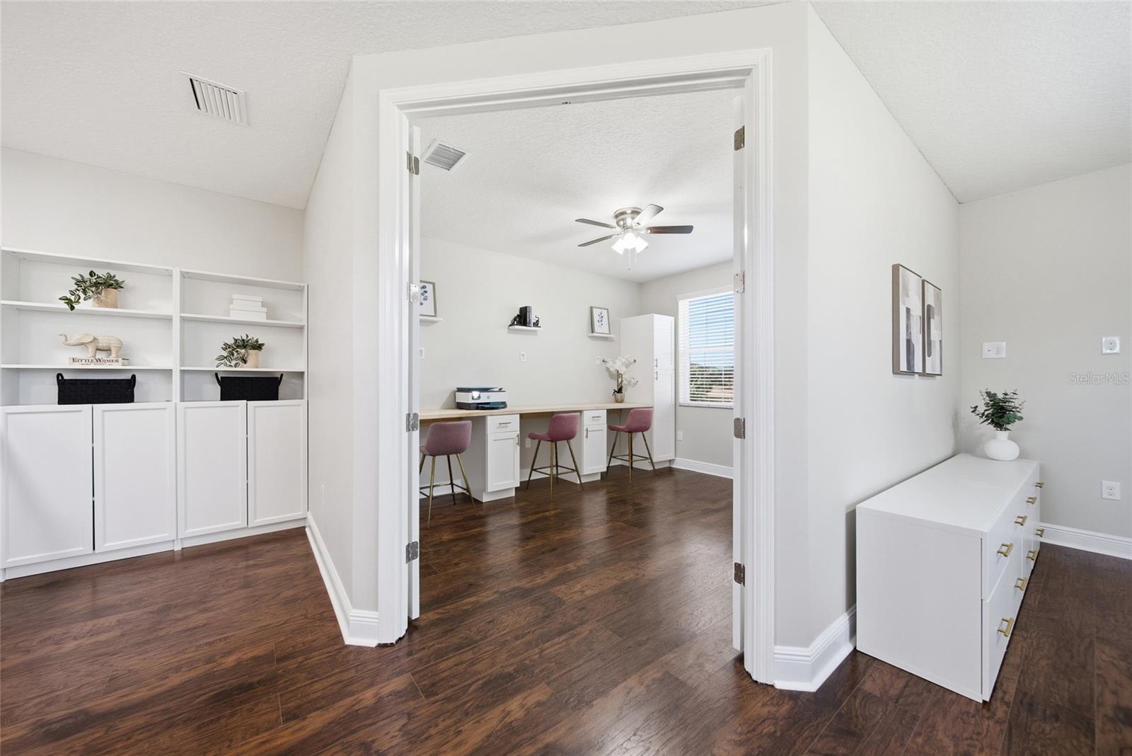 30567 CHESAPEAKE BAY DR, WESLEY CHAPEL, FL, 33543