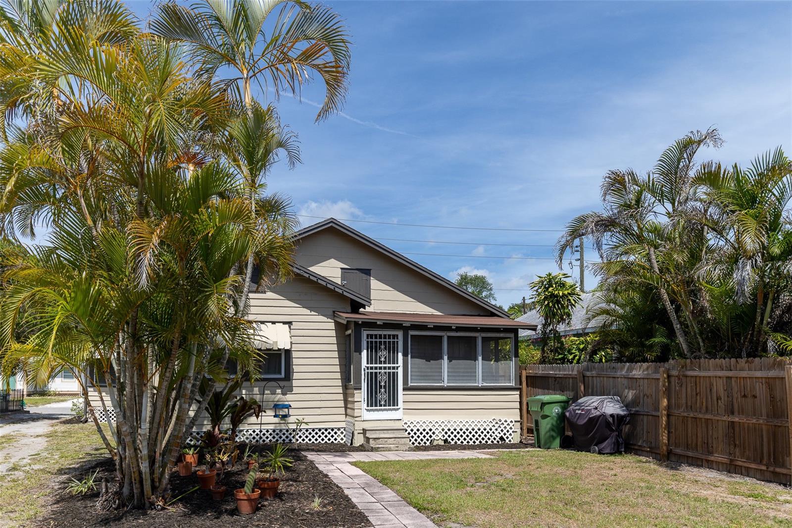 1221 18TH ST W, BRADENTON, FL, 34205