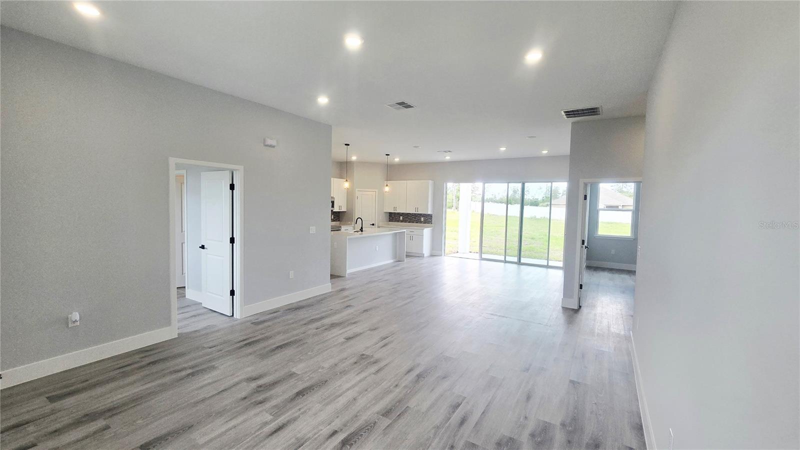 685 MARION OAKS LN, OCALA, FL, 34473
