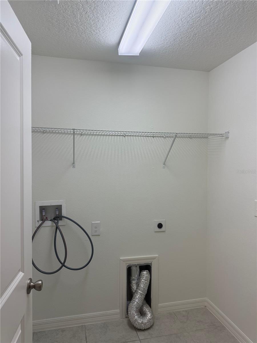 711 SCRUB OAK HAMMOCK RD, DAVENPORT, FL, 33837