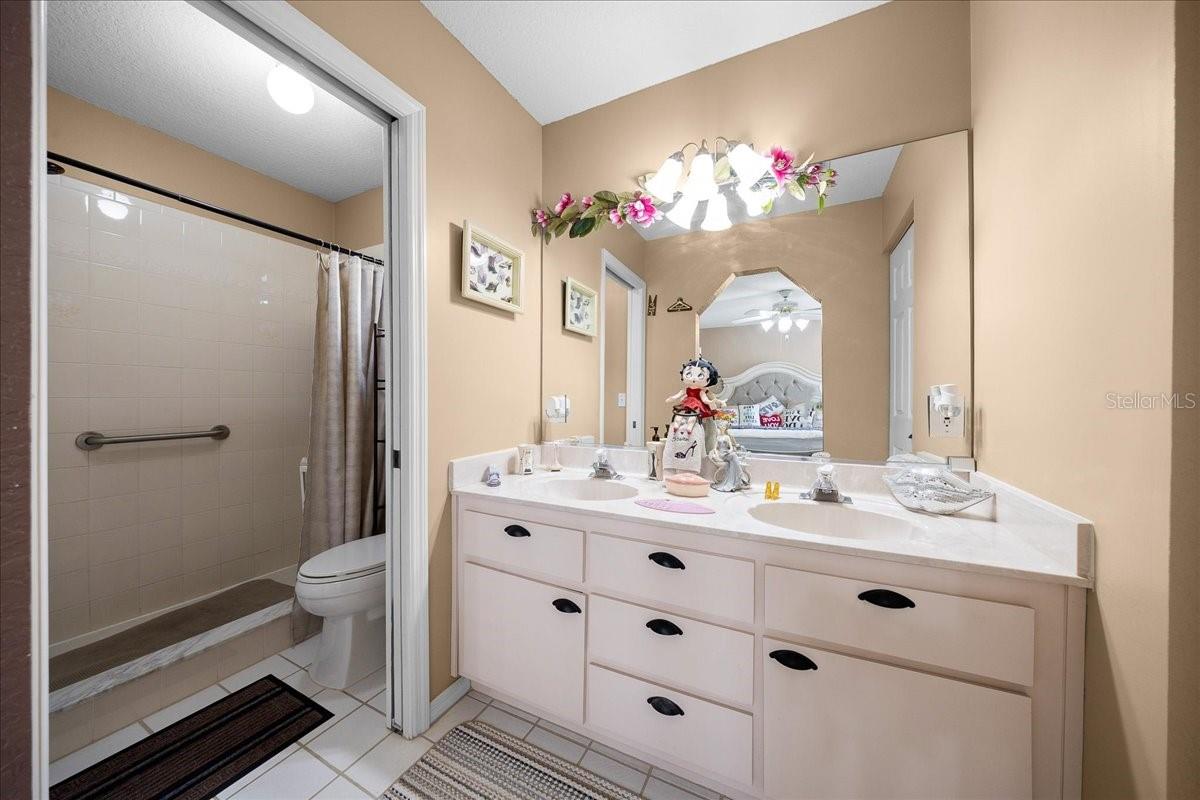 3929 NE 22ND ST, OCALA, FL, 34470