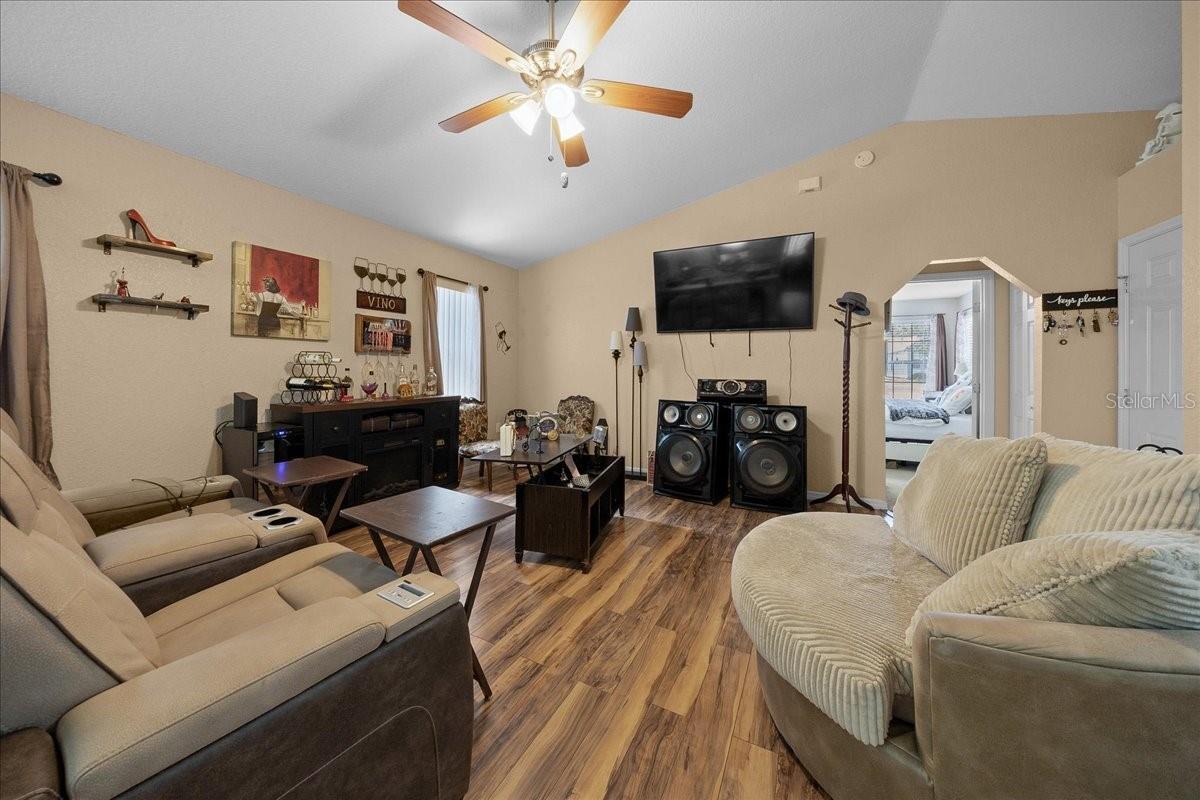 3929 NE 22ND ST, OCALA, FL, 34470
