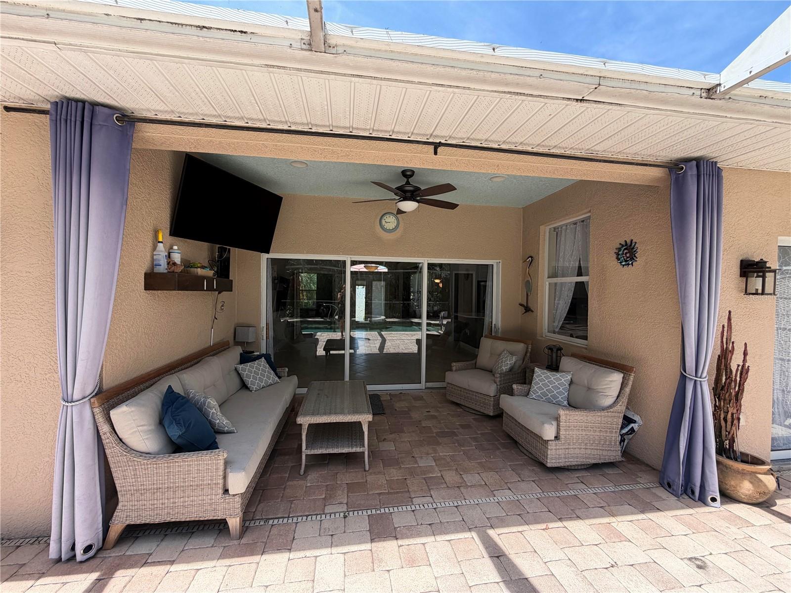 9243 13TH AVENUE CIR NW, BRADENTON, FL, 34209