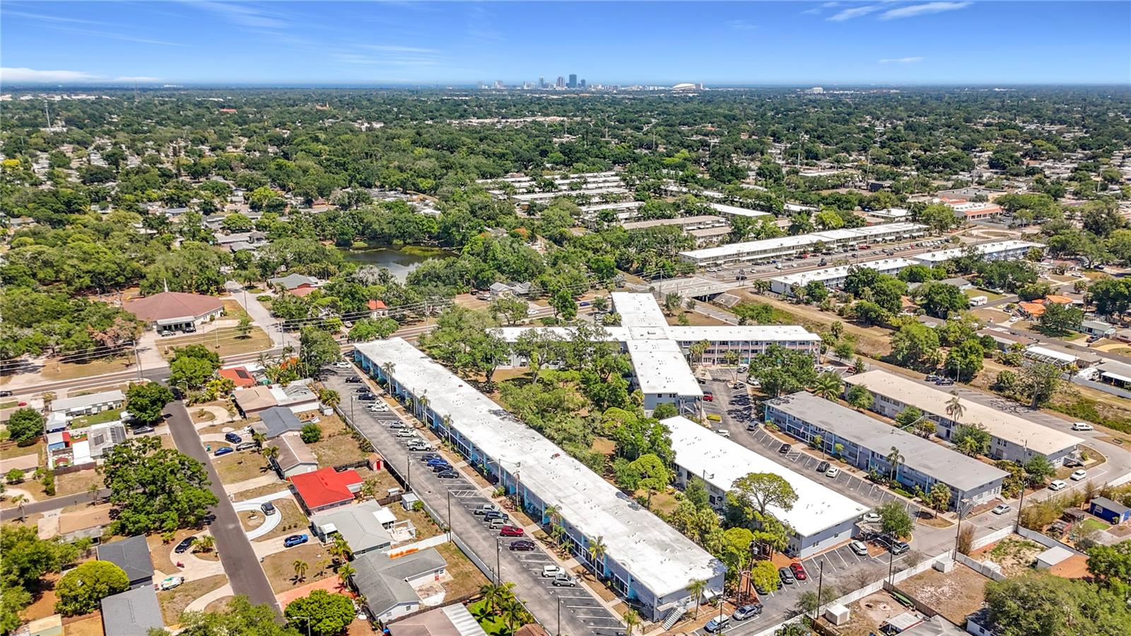 5860 43RD TER N #1513, KENNETH CITY, FL, 33709