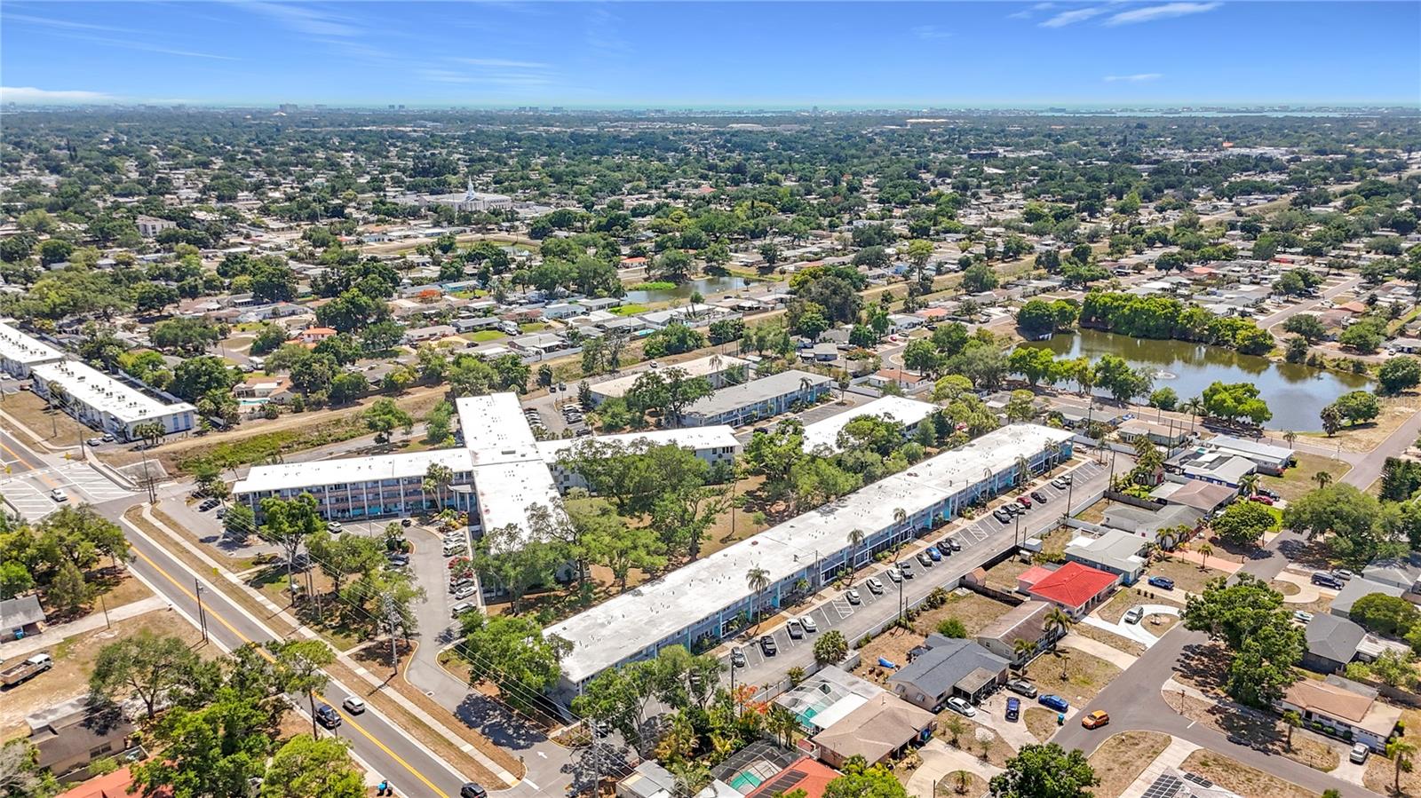 5860 43RD TER N #1513, KENNETH CITY, FL, 33709