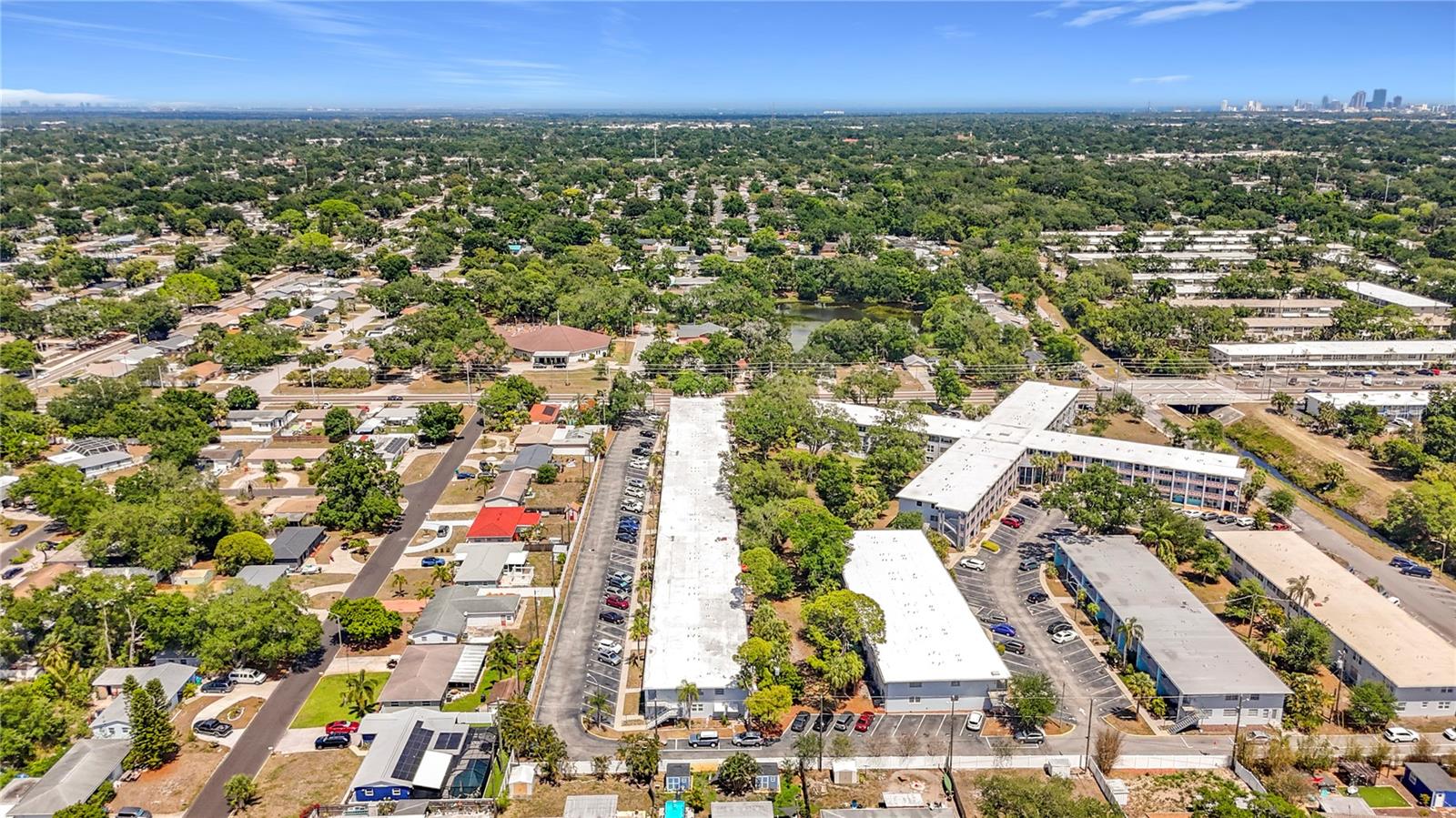 5860 43RD TER N #1513, KENNETH CITY, FL, 33709