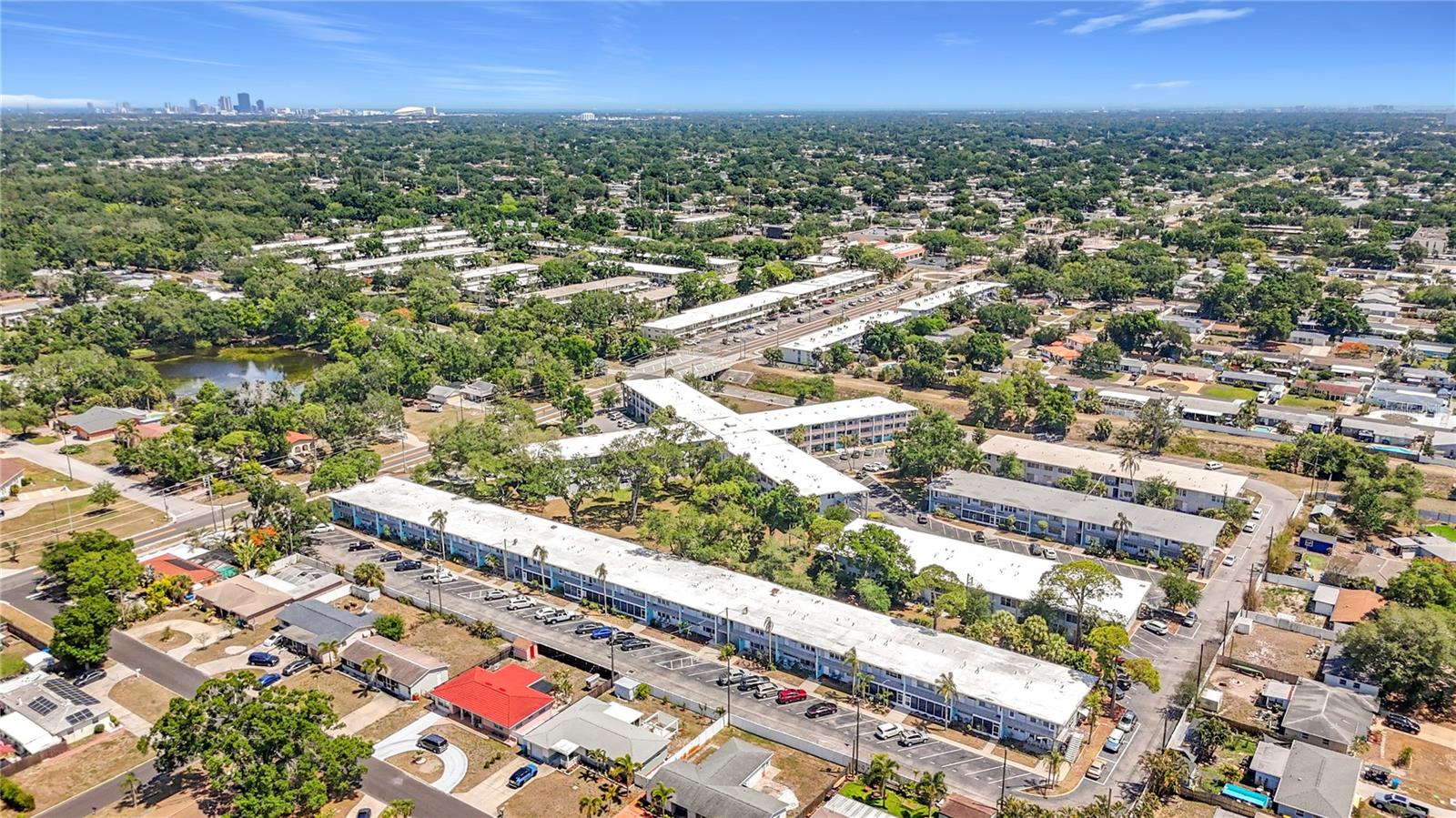 5860 43RD TER N #1513, KENNETH CITY, FL, 33709
