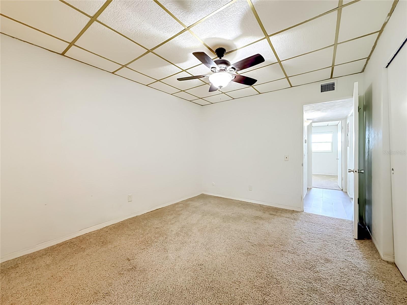 5860 43RD TER N #1513, KENNETH CITY, FL, 33709