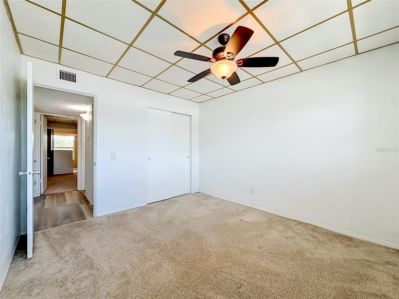 5860 43RD TER N #1513, KENNETH CITY, FL, 33709