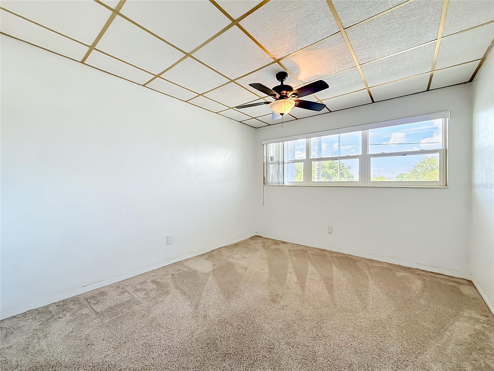 5860 43RD TER N #1513, KENNETH CITY, FL, 33709