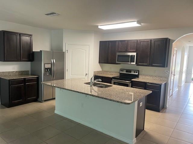 2127 BLUE HIGHLANDS DR, LAKELAND, FL, 33811