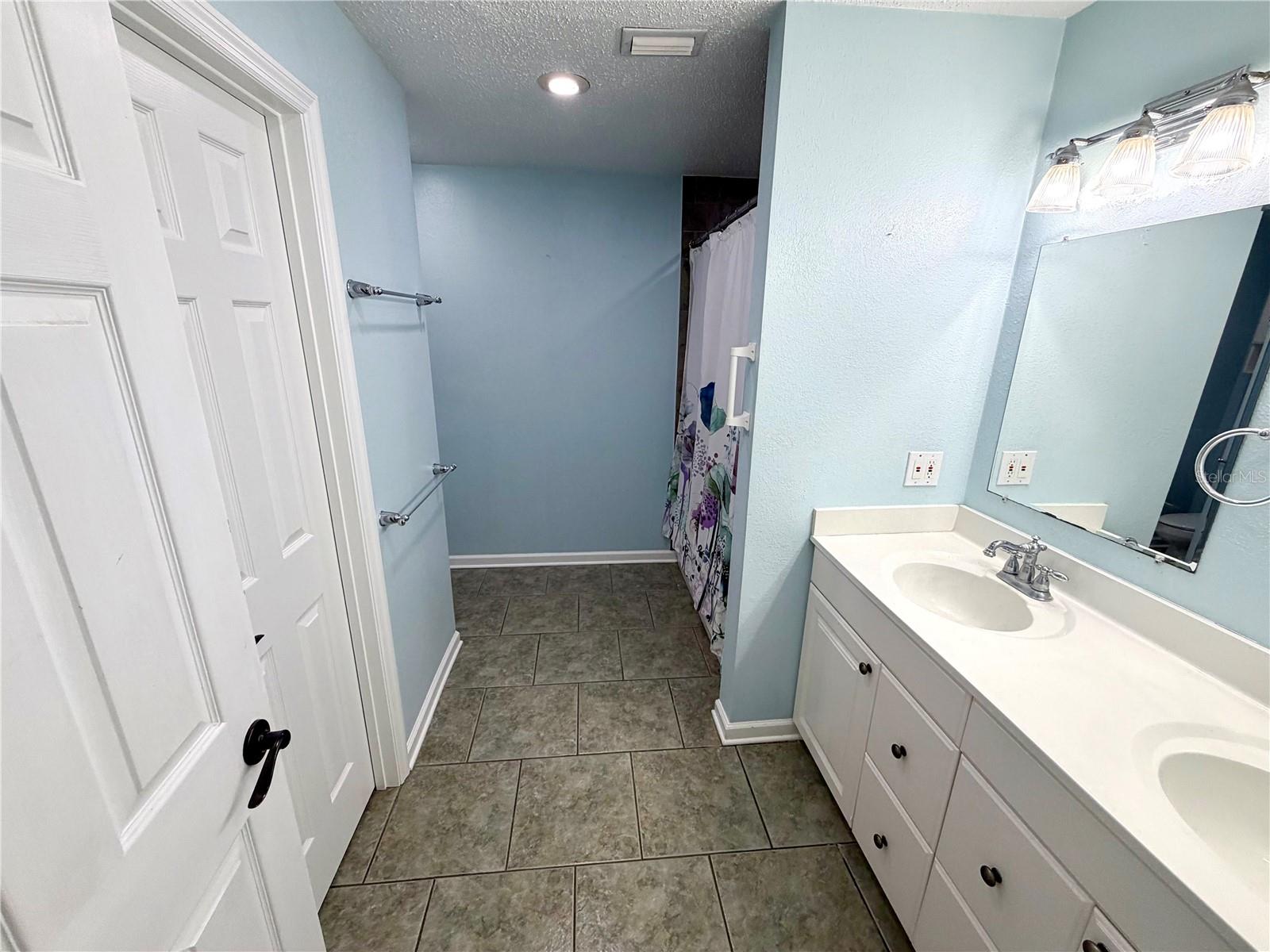 6322 OAK SQ E, LAKELAND, FL, 33813