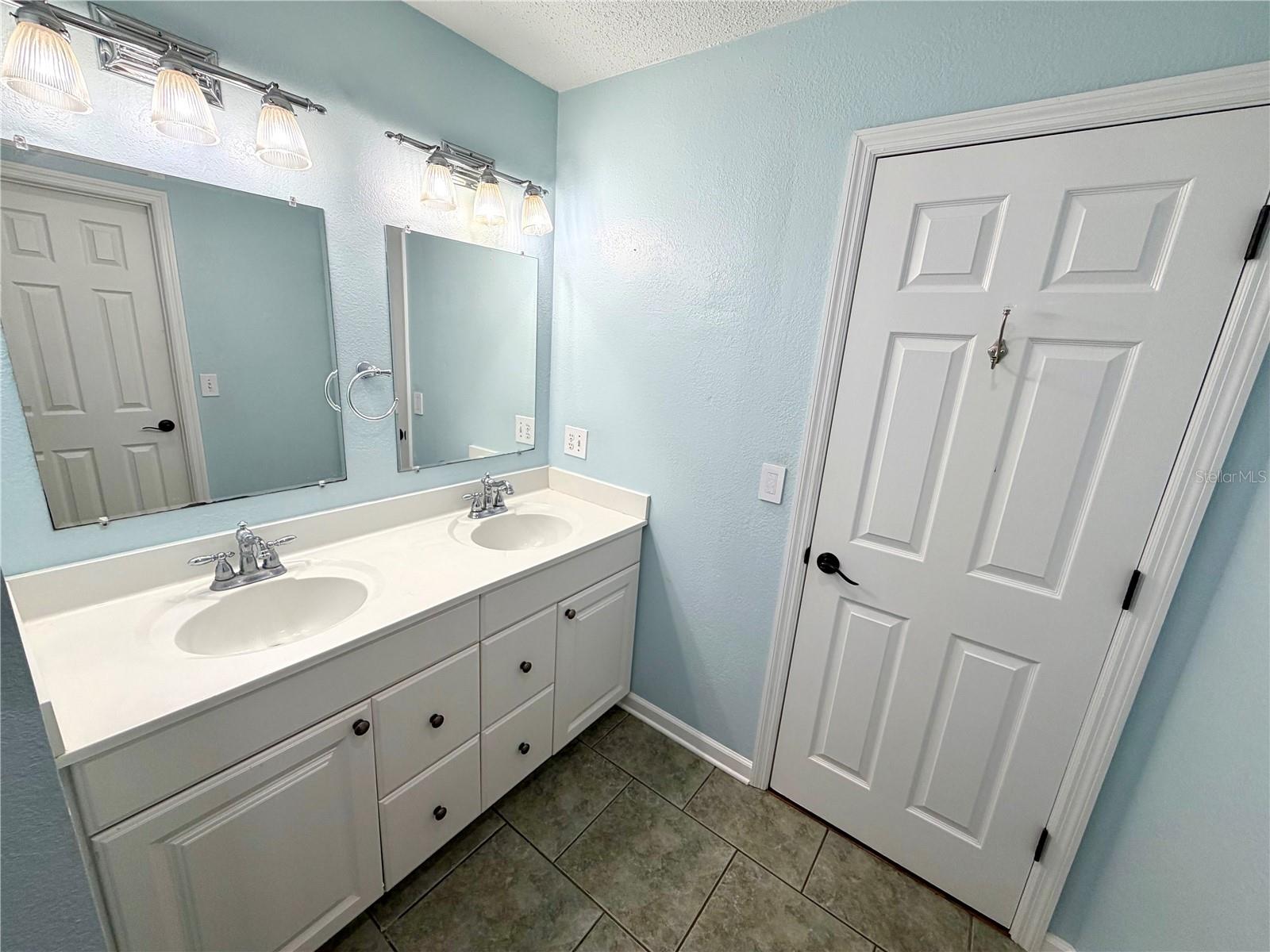 6322 OAK SQ E, LAKELAND, FL, 33813