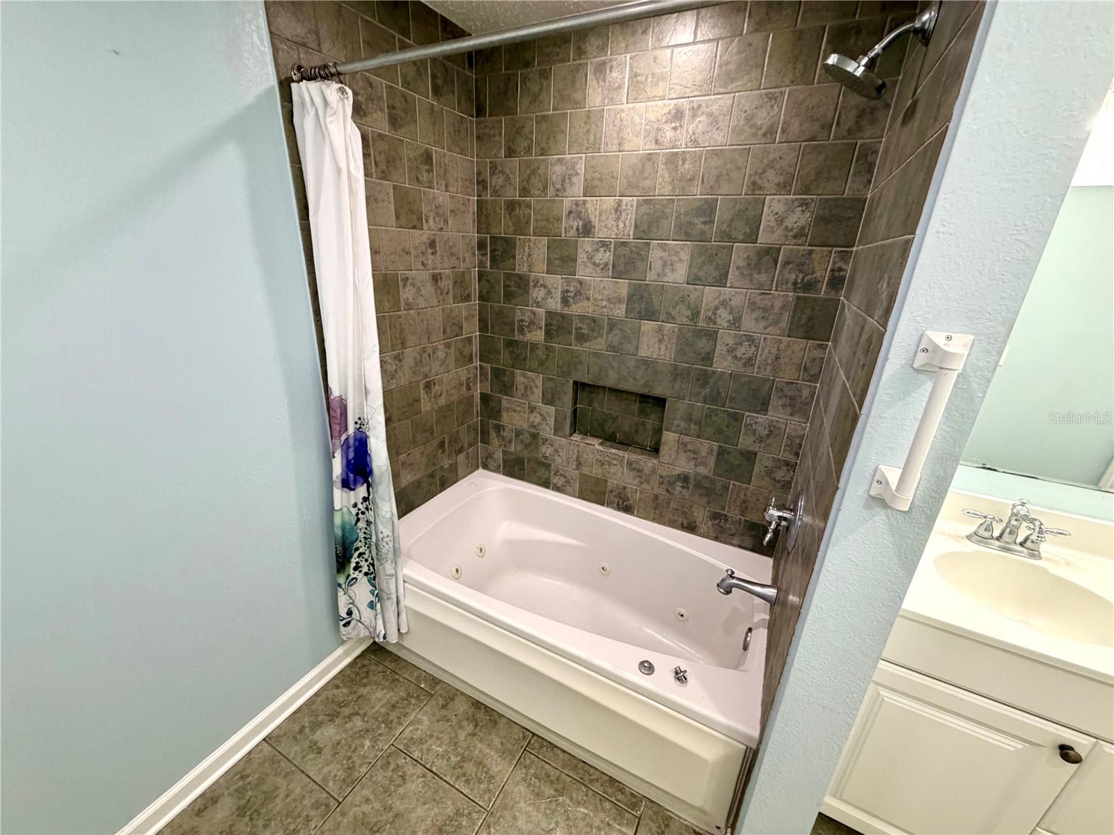 6322 OAK SQ E, LAKELAND, FL, 33813