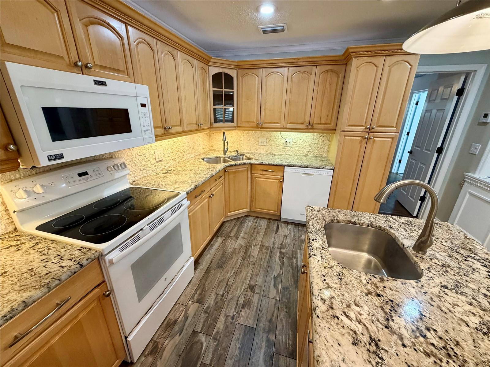 6322 OAK SQ E, LAKELAND, FL, 33813