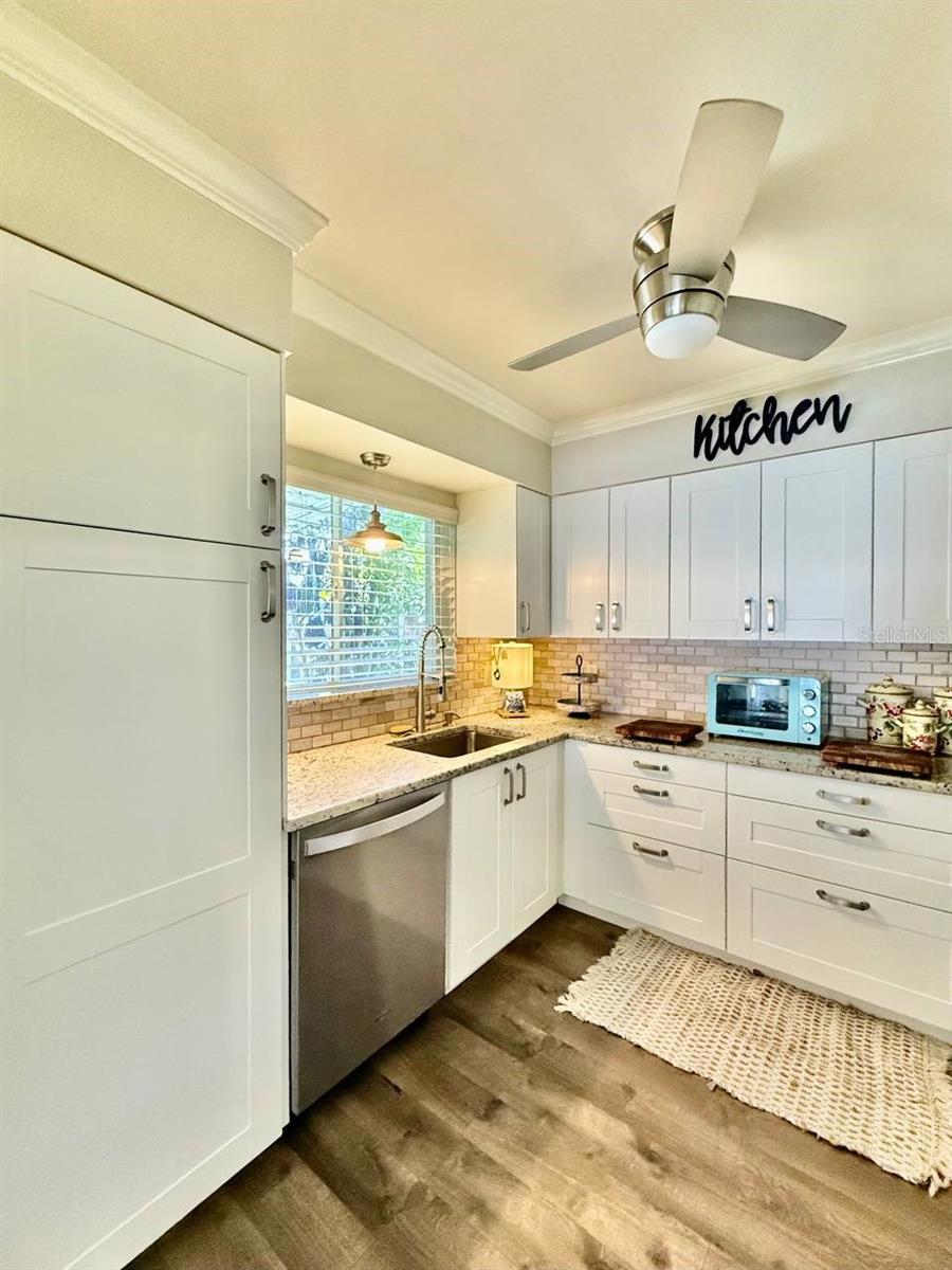 2233 SNEAD AVE, DUNEDIN, FL, 34698
