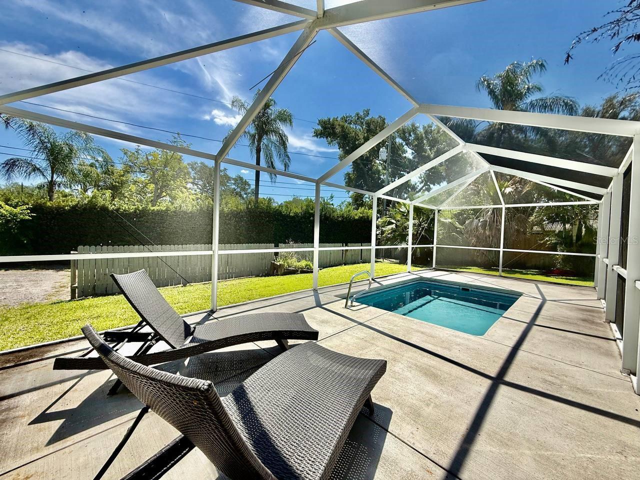 2233 SNEAD AVE, DUNEDIN, FL, 34698