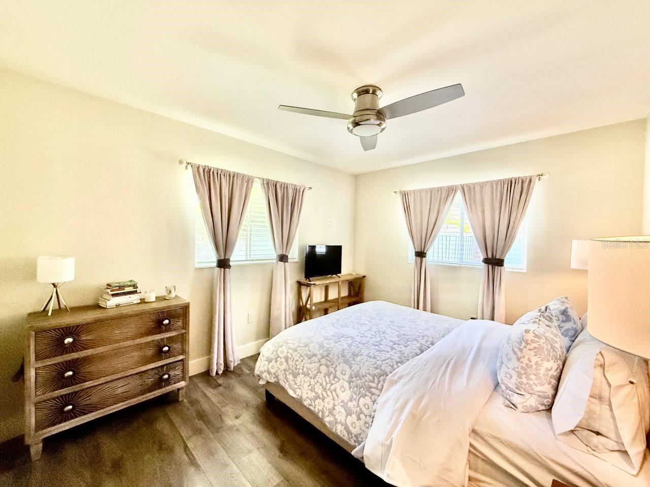 2233 SNEAD AVE, DUNEDIN, FL, 34698