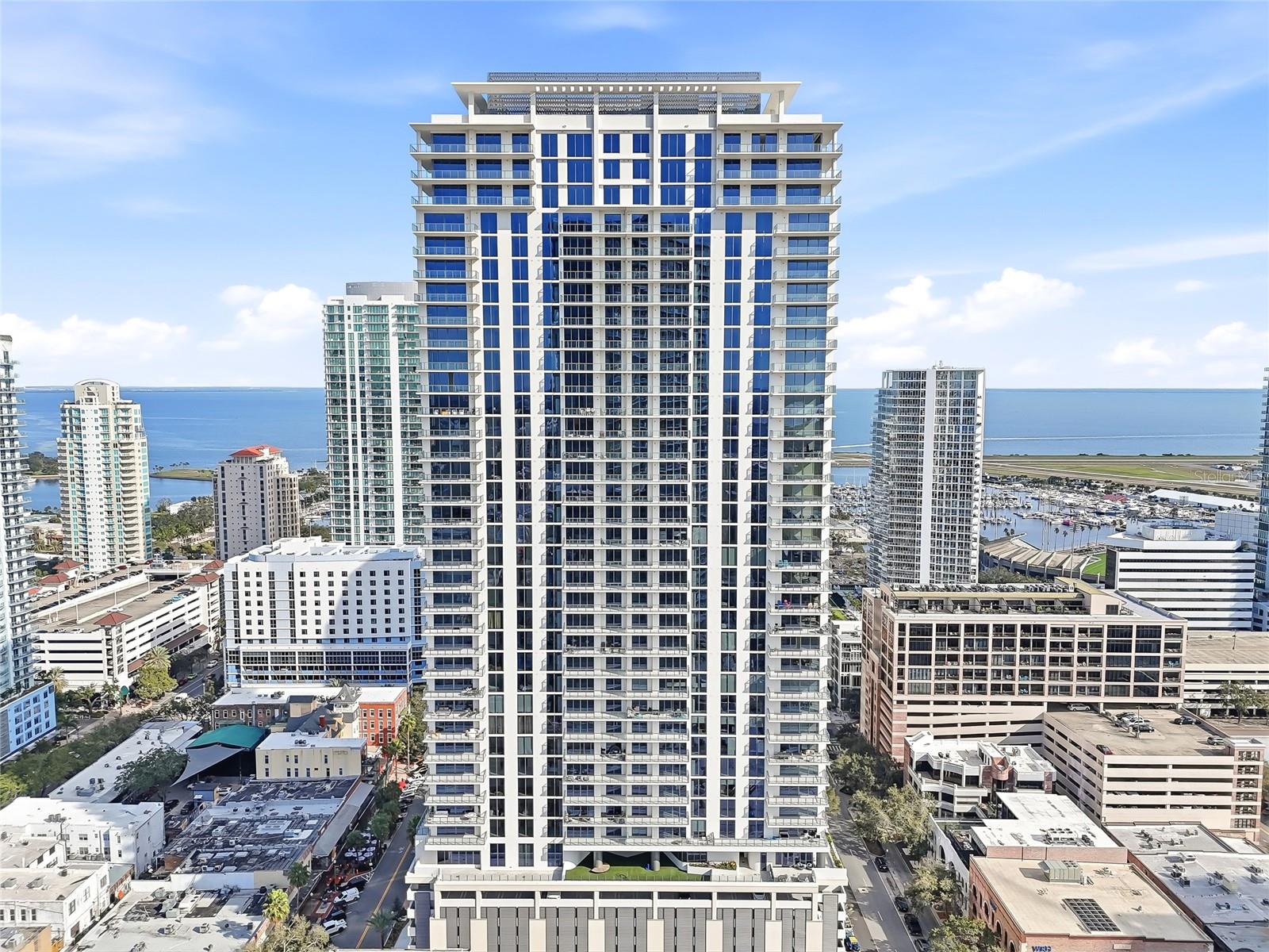 275 1ST AVE S #1003, ST PETERSBURG, FL, 33701